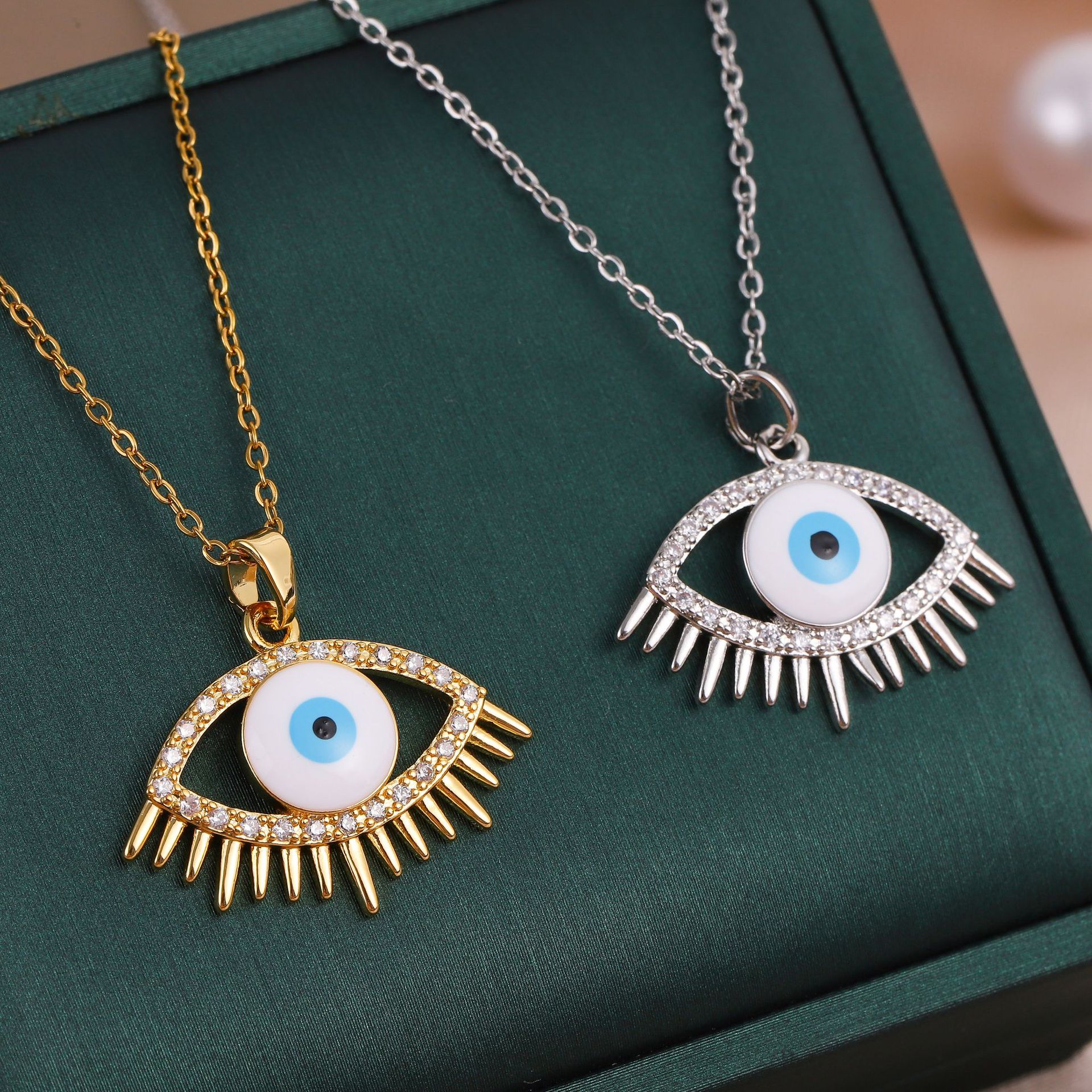 欧美跨境热卖恶魔之眼钛钢项链女不掉色高端设计时尚百搭流行饰品