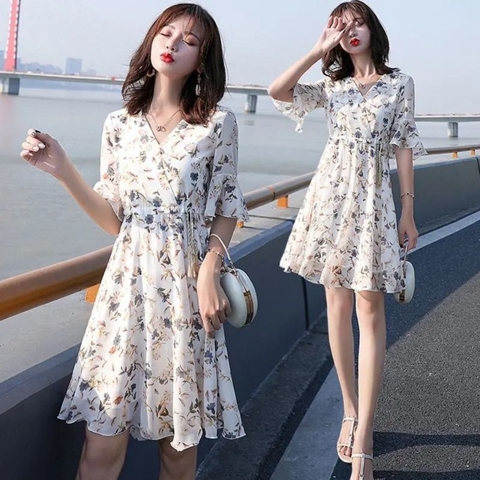 蓝依凝雪纺连衣裙2022夏季新款碎花裙气质淑女收腰显瘦小清新修身