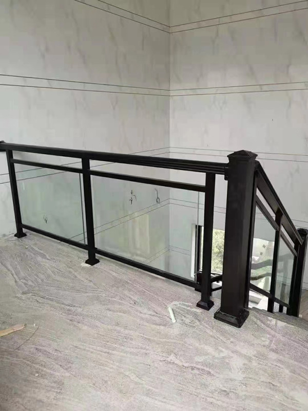 栏杆玻璃铝合金