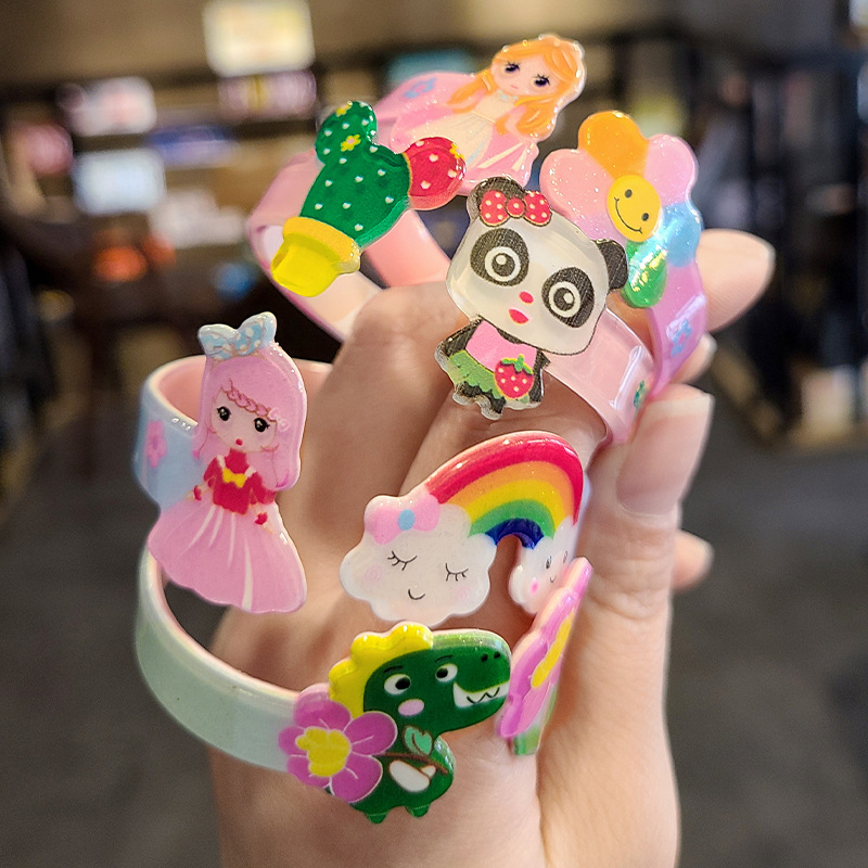 儿童手环卡通可爱韩国公主手链宝宝首饰塑料手镯幼儿园小女孩礼物