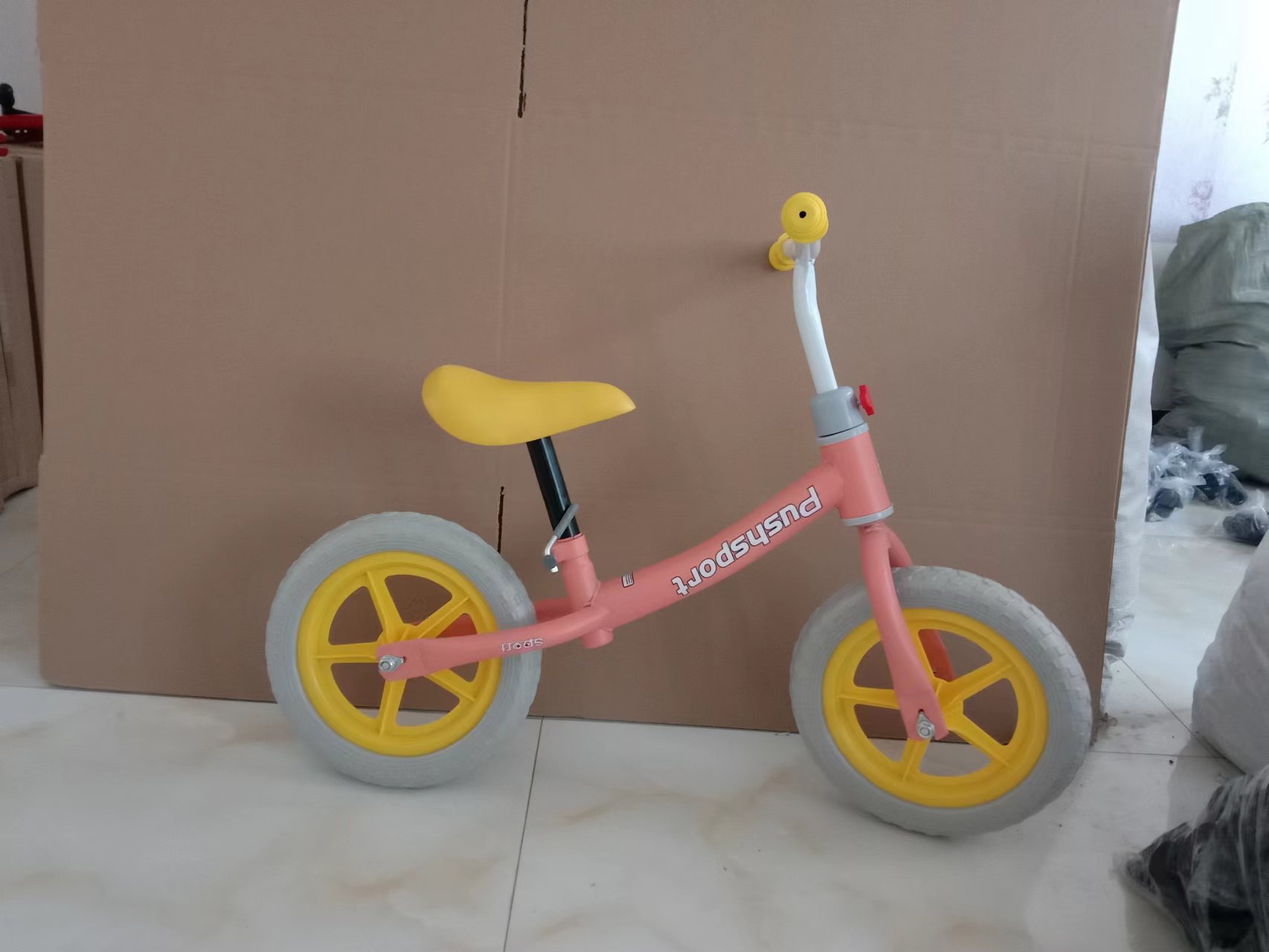 Balance Car Children's Pedal-Free Bicycle Baby Sliding Scooter Toddler Practice Toy Car 1-3 Balance Car