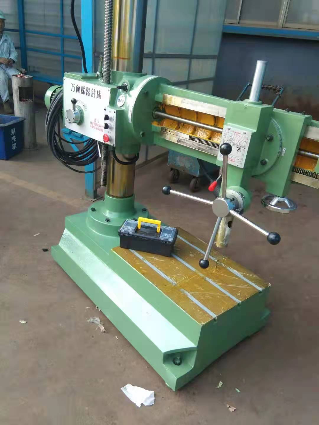 五中移动式z3732万向摇臂钻床 可自动升降带冷却