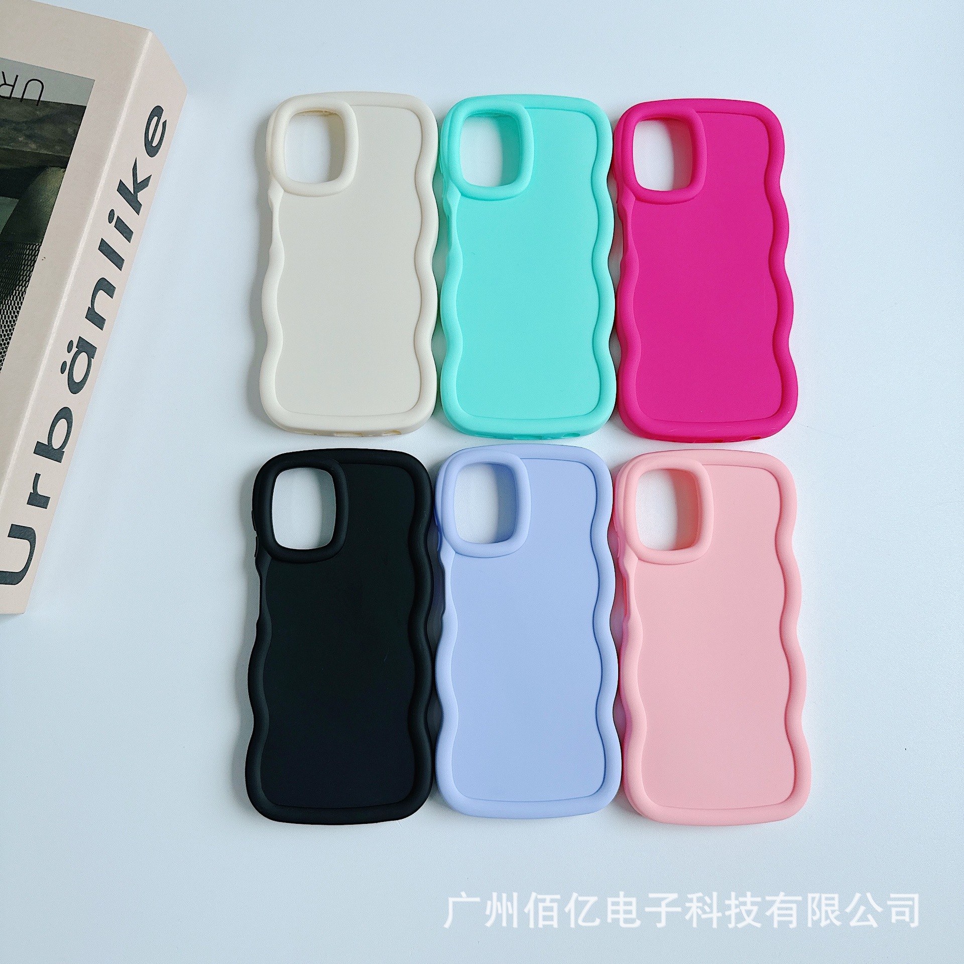 适用三星手机壳A22波浪边马卡龙支架保护套贴公仔素材A05黑软壳