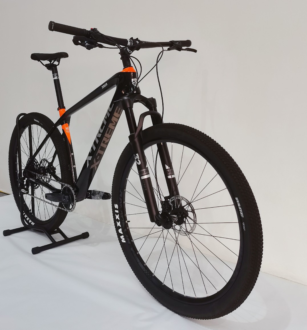 厂家加工定制碳纤维山地车自行车12速sx nx gx油碟减震气叉