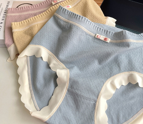 海盐泡泡纱柔软舒服镂空透明性感横条纹少女ins风蕾丝三角内裤女