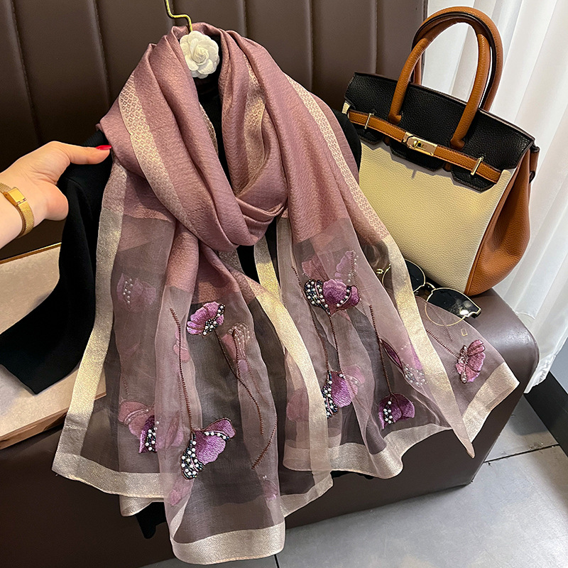 Chinese Style Pearl Flower Silk Wool Scarf Women's Embroidered Silk Scarf Warm Shawl Long Scarf to Give Mom