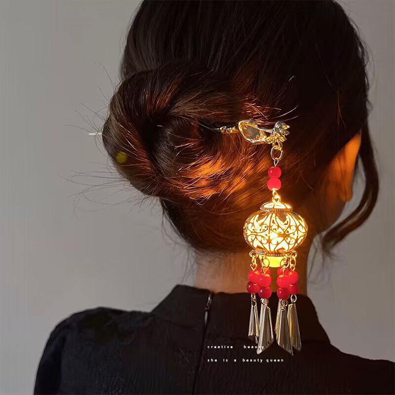 GD Luminous Hairpin Ancient Style Dangling Ornament Wind Chimes Hairpin Classical Back Head Lantern Updo Hair Clasp High-Grade Hair Accessories