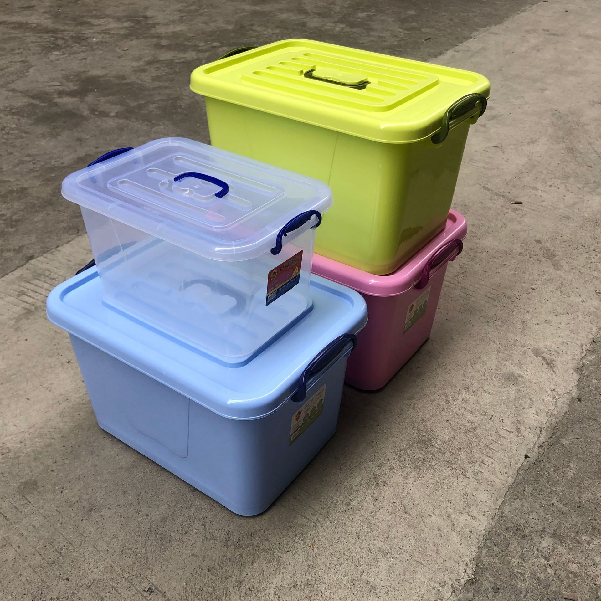 工厂批发pp塑料储物箱加厚款塑胶整理箱半透明带盖手提式收纳胶箱