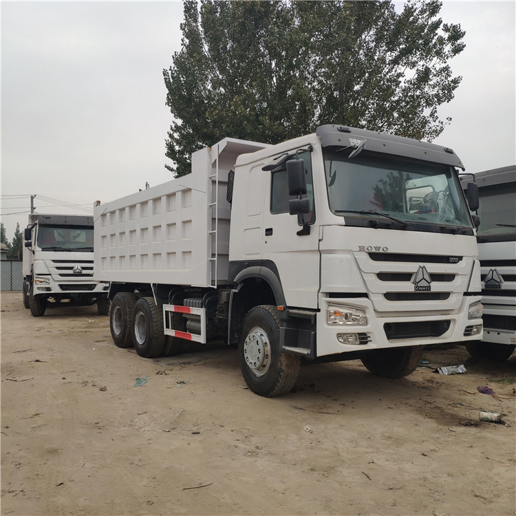 外贸非洲二手豪沃自卸车 howo十轮12轮翻斗车 371马力欧二排放