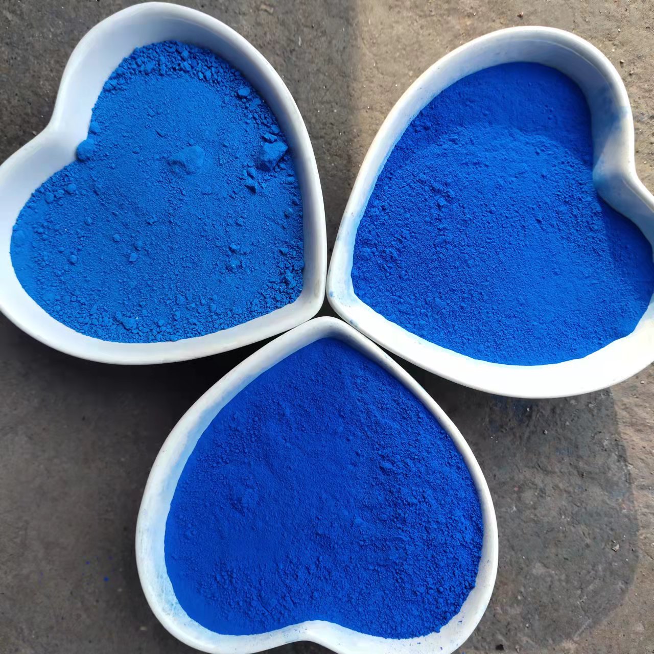 4万千克销售氧化铁蓝 天蓝 地坪蓝 耐温蓝色颜料 宝蓝 沥青蓝 提供