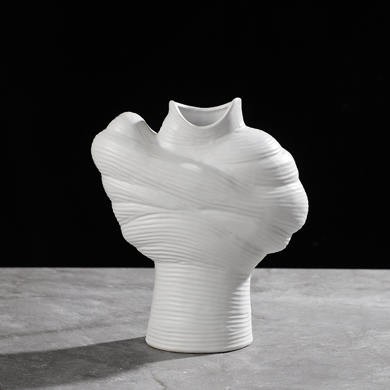 Simple Modern Ins Twisted Irregular Ceramic Ornaments Light Luxury Model Room Art Flower Arrangement Vase Flower Vase