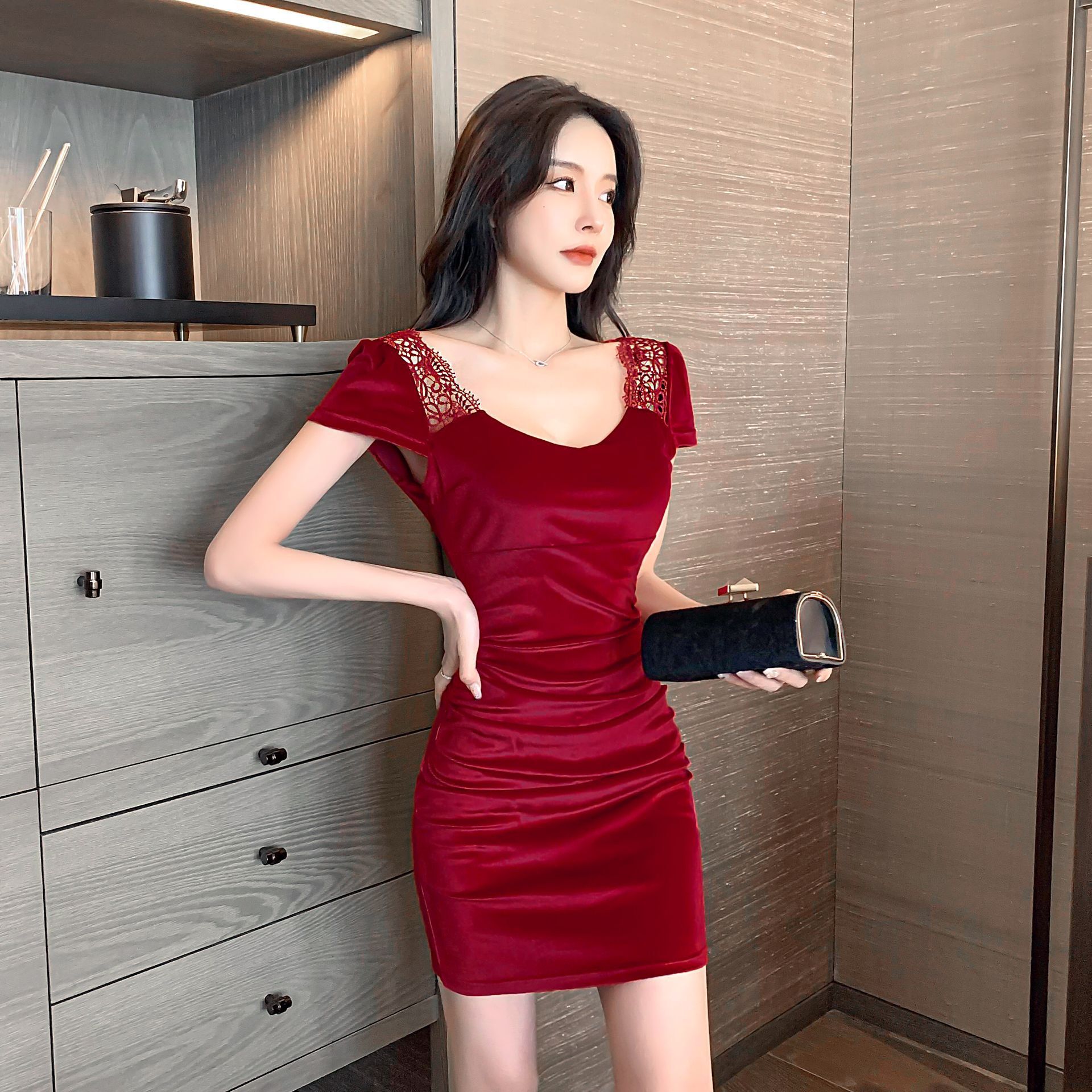 4959 实拍现货性感蕾丝拼接金丝绒紧身包臀打底连衣裙夜店短裙