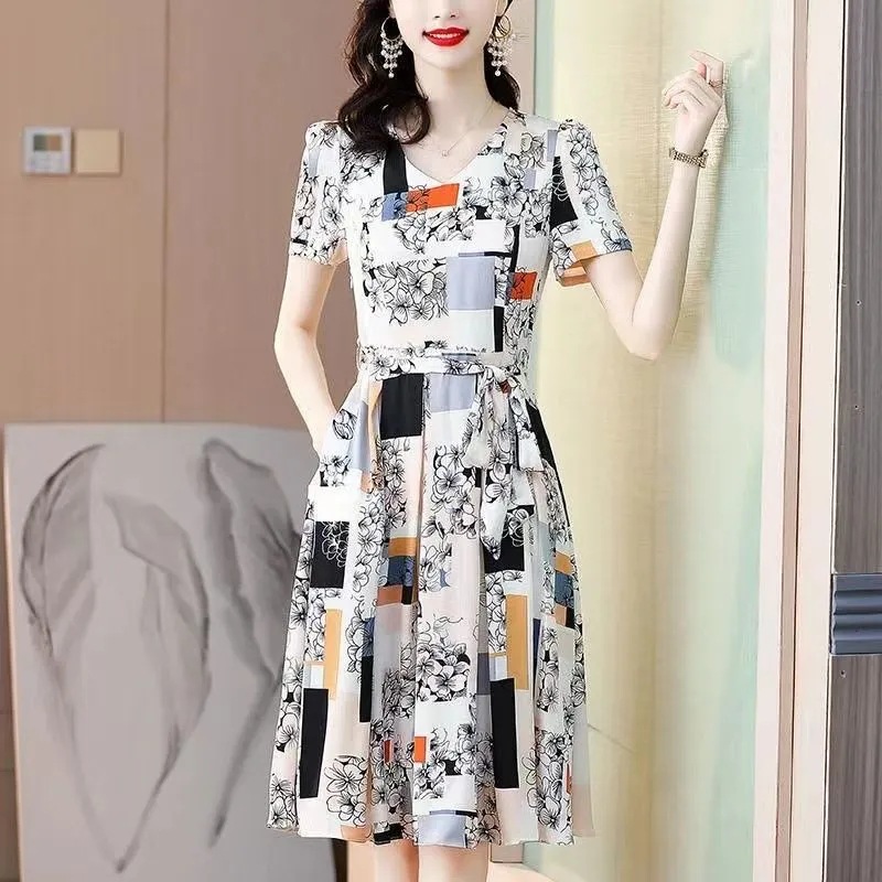 Cross-Border 2023 Summer New Imitation Ice Silk Young Mother Western Style Waist-Slimming Slimming Printed Short Sleeve Dress for Women