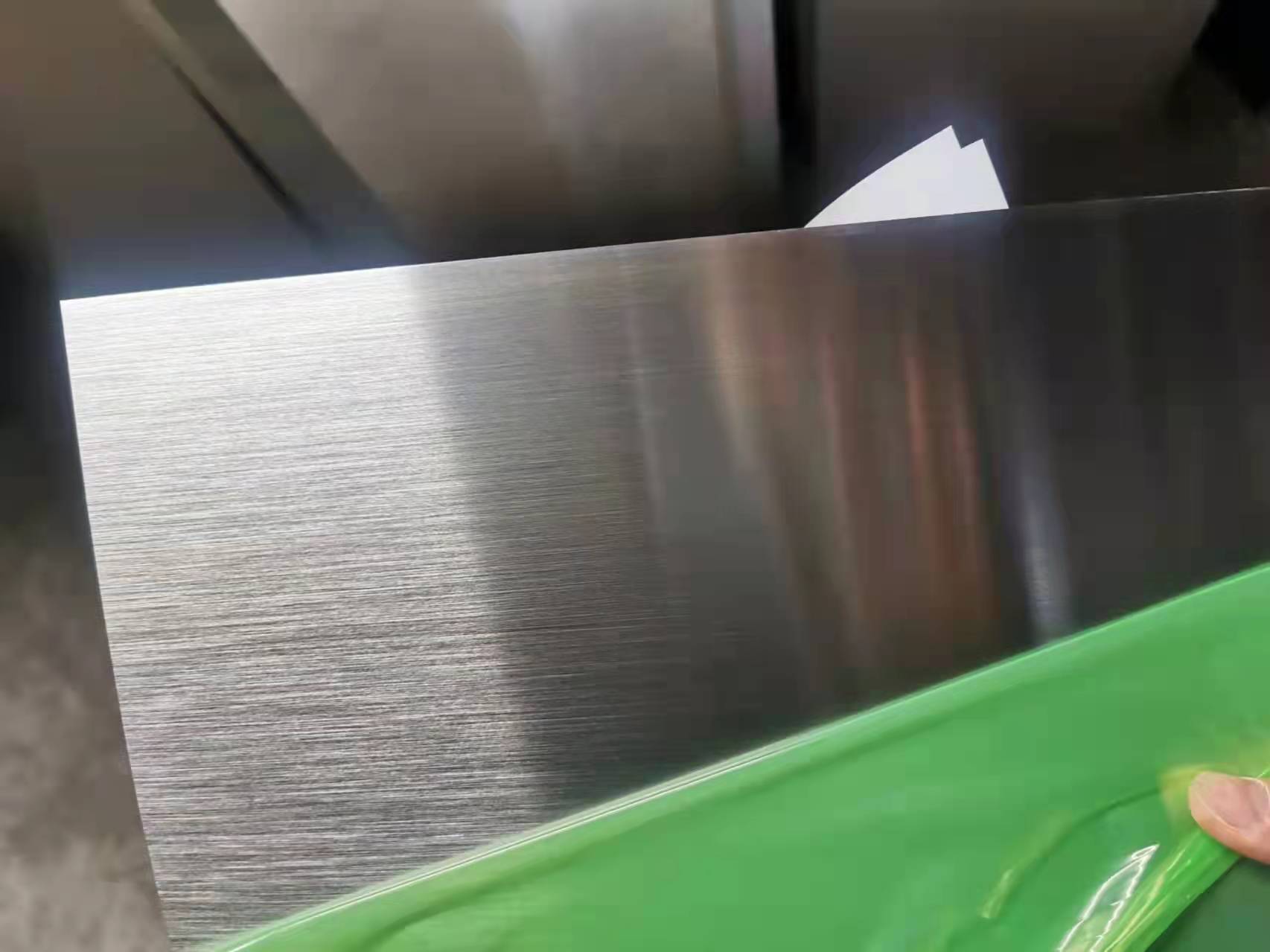 1085阳极氧化拉丝铝板彩色拉丝镜面铝卷0.4现货直发氧化表面处理