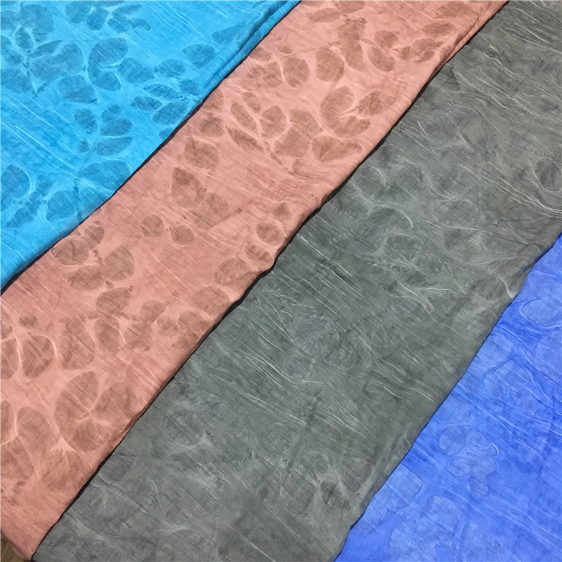 炒色盐缩印花布印花精细印花现代服装布料盐缩面料树叶女装面料