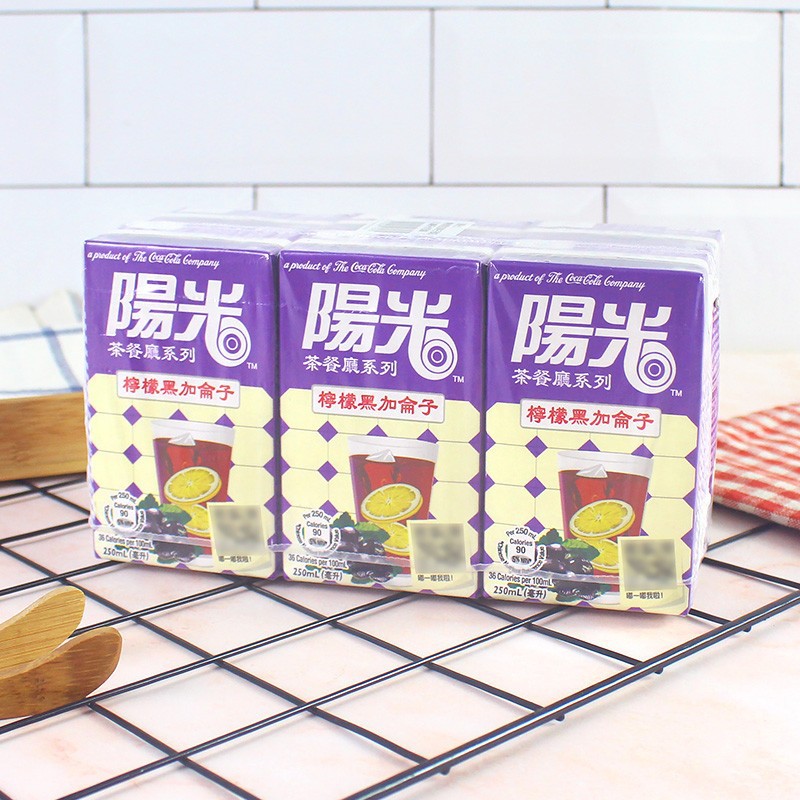 香港进口 阳光柠檬黑加仑子饮料夏日水果味休闲网红饮品250ml*6盒