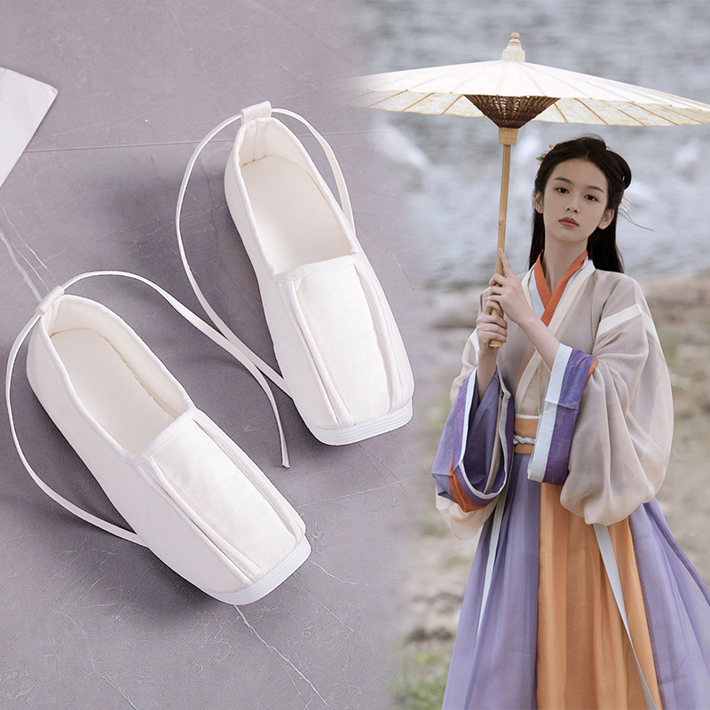 街拍汉服鞋女2021新款影视休闲鞋时尚舒适小白鞋大码外贸仙女布鞋