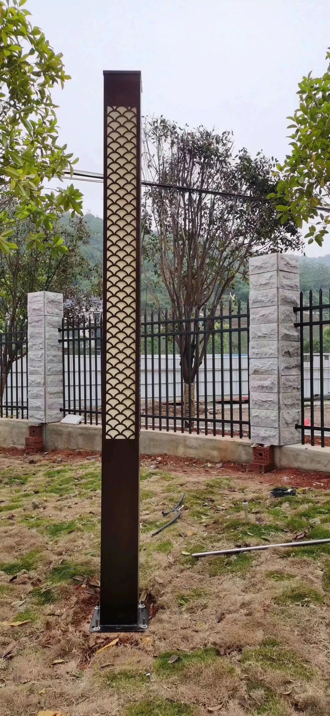 3米庭院灯 现代简约庭院灯 led庭院灯 景观庭院灯 铝型材庭院灯