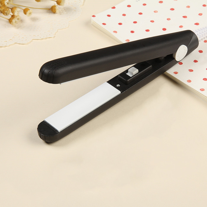 Mini Splint Hair Straightener Air Bangs Electric Hair Straightener O Hurt Hair Small Power Ccc Certification