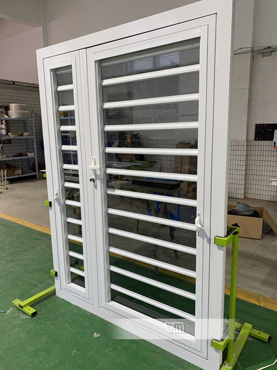铝合金手动式重型防风玻璃百叶门 玻璃百叶平开门
