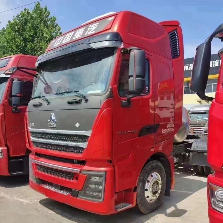 中国重汽6x4驱动480马力豪沃t7h牵引车库存销售-阿里巴巴