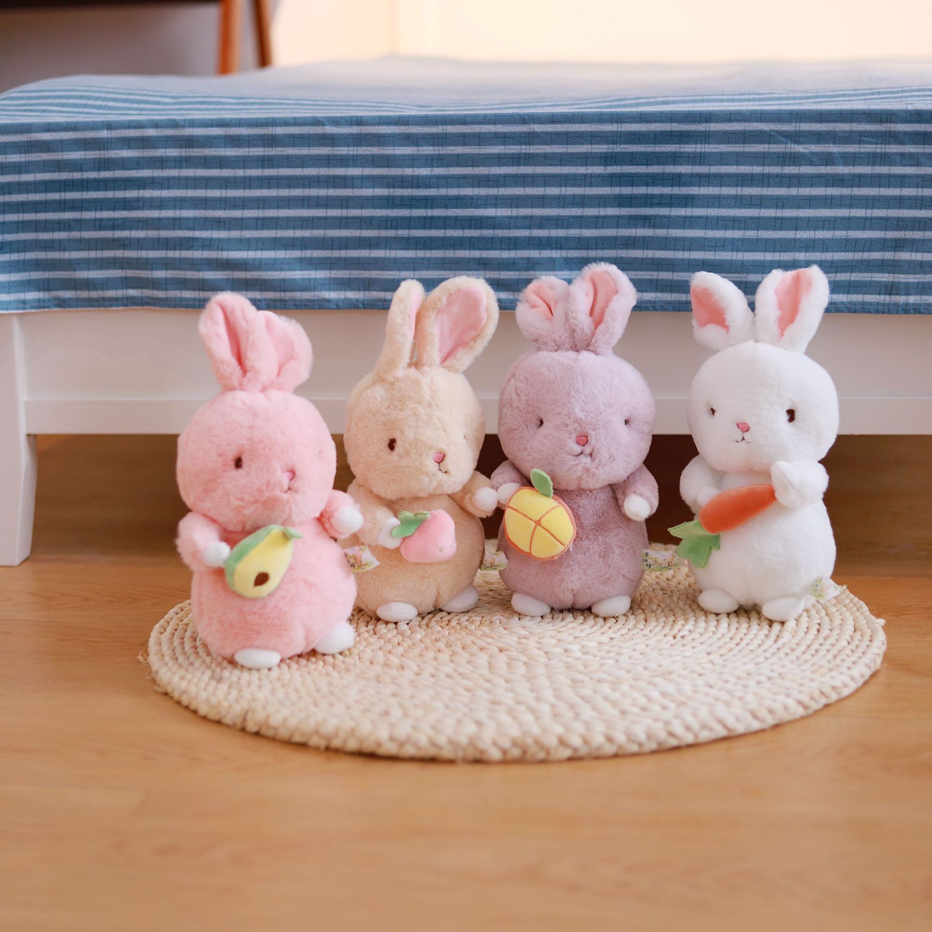 新款可爱4色水果兔公仔毛绒玩具兔子玩偶抓机布娃娃女孩礼物批发