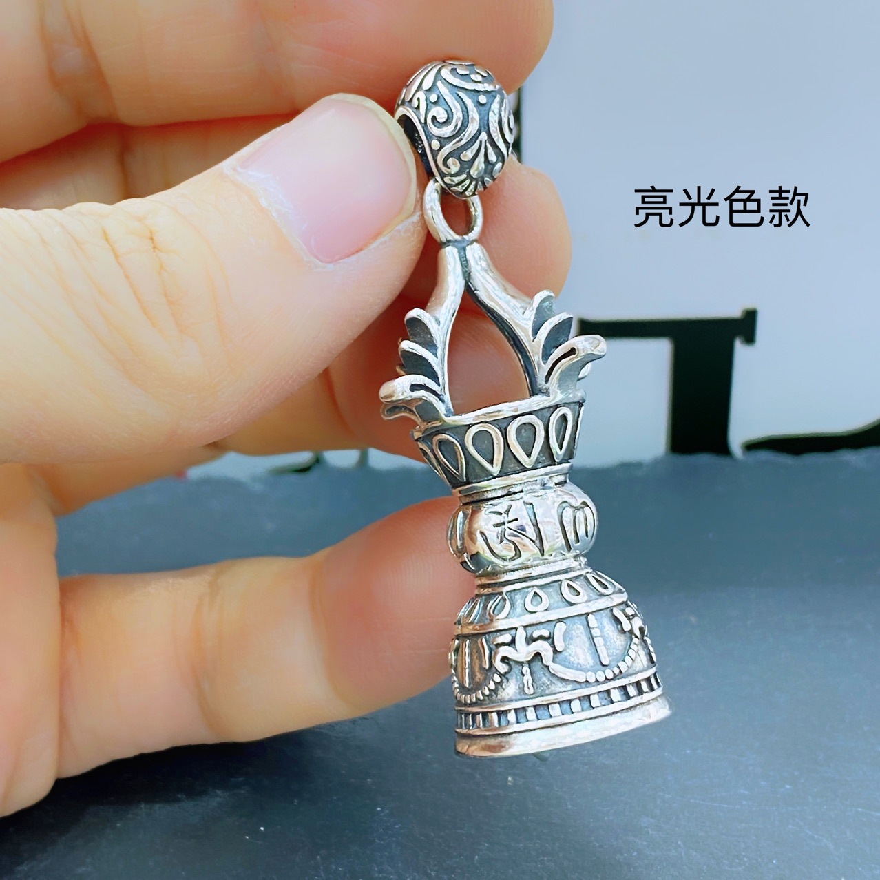 藏传佛纯银饰品批发s925银金刚铃吊坠六字真言铃铛银车挂泰银挂件