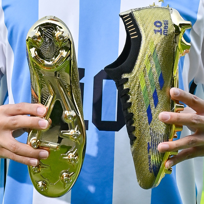 新款梅西冠军金靴莆田工艺长钉碎钉足球鞋跨境低帮足球鞋男款 图片