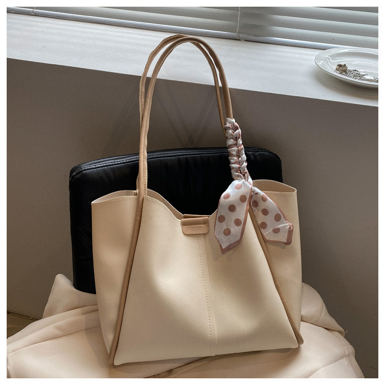 Fashion Simple Tote Bag 2022 Autumn and Winter Xinyang Elegant Ribbon Shoulder Bag Large Capacity Commuter Bag