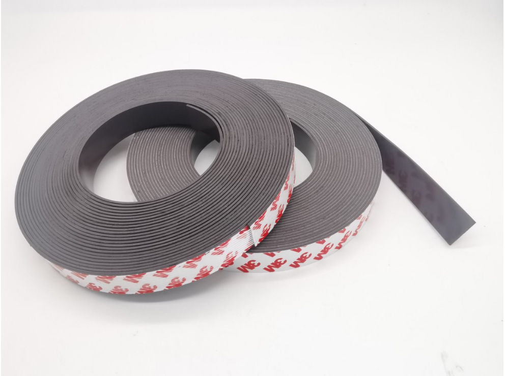 定制背胶磁条纱窗门帘自粘橡胶磁条pvc彩色磁条贴异性强力软磁条