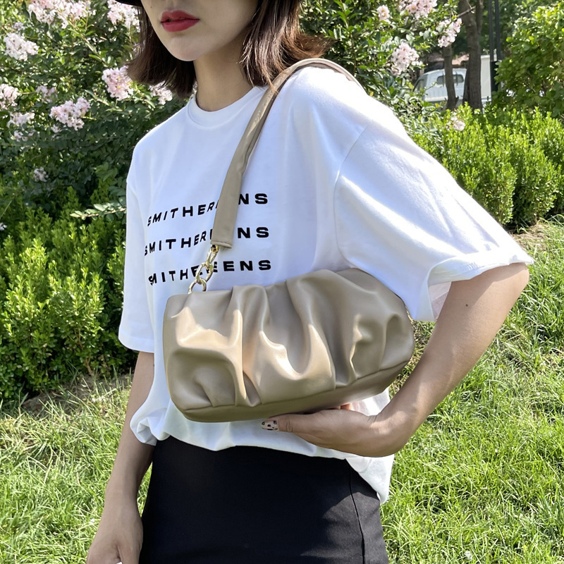 Cloud Underarm Bag Women's Bag 2021 Summer New Fashion Fashion Chain Shoulder Bag Net Red Ocean Style Pleated Messenger Bag