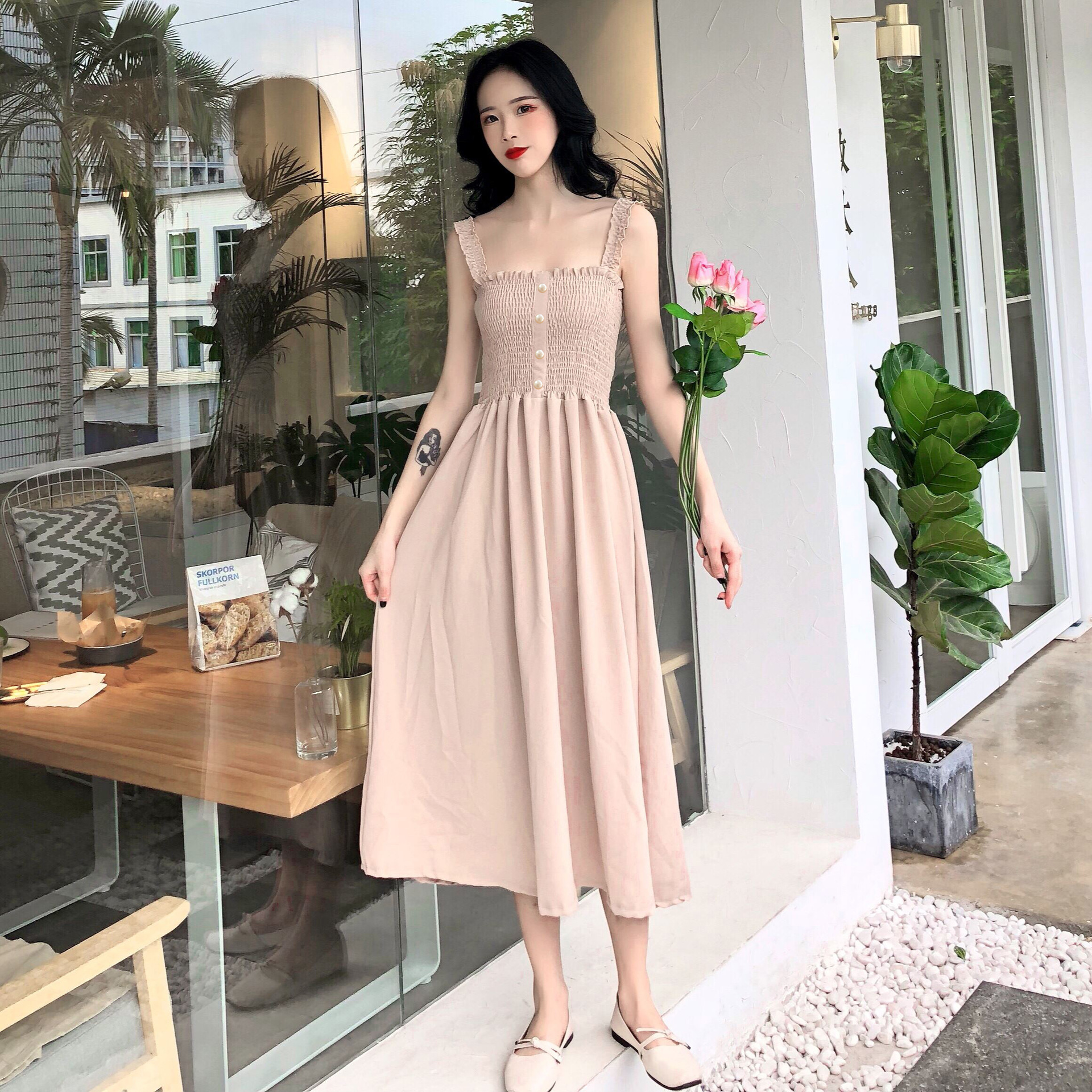 2021年女装连衣裙新款夏季法式吊带裙子仙女超仙森系夏天显瘦长裙