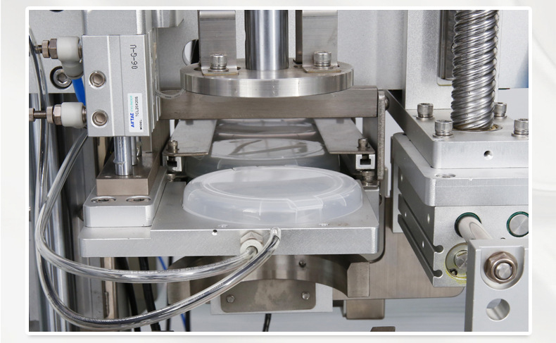 塑料盖自动压盖机塑料瓶子拧盖机玻璃瓶封罐机塑料瓶高速封口机