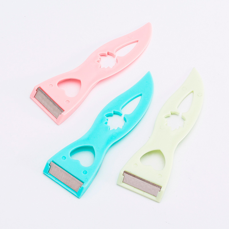 Simple Style Plastic Handle Hollow-out Easy-to-Wash Peeler Kitchen Household Small Peeler Fruit and Vegetable Peeler