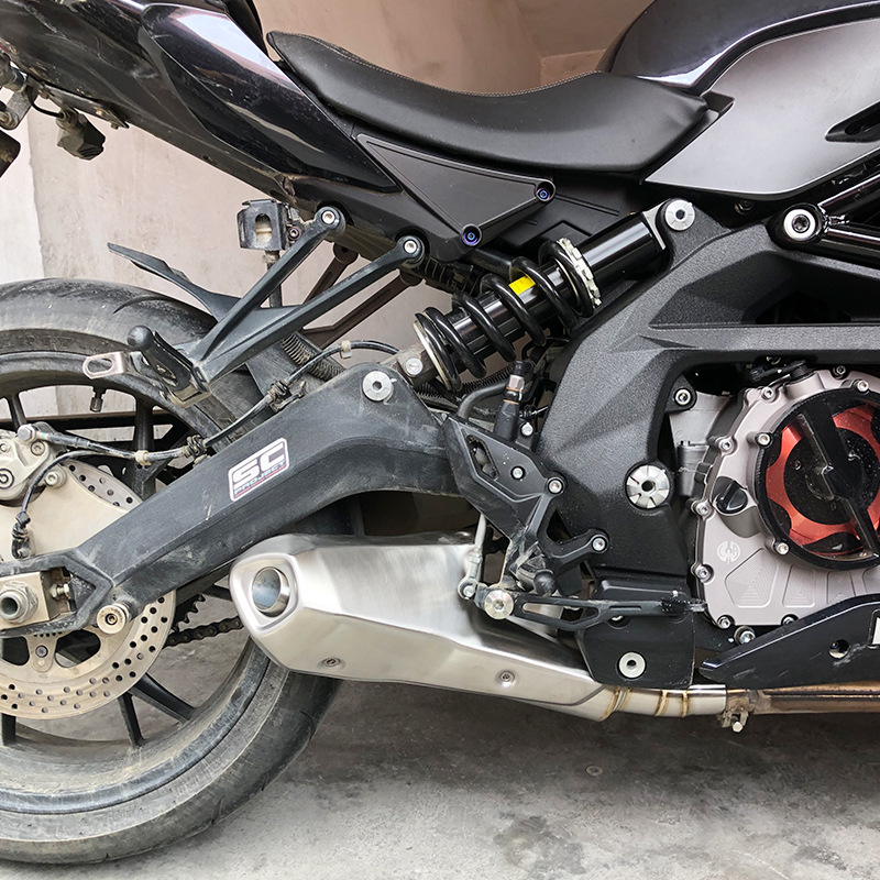 适用于钱江qjmotor赛600改装排气管 追600改装原厂外观排气管配件