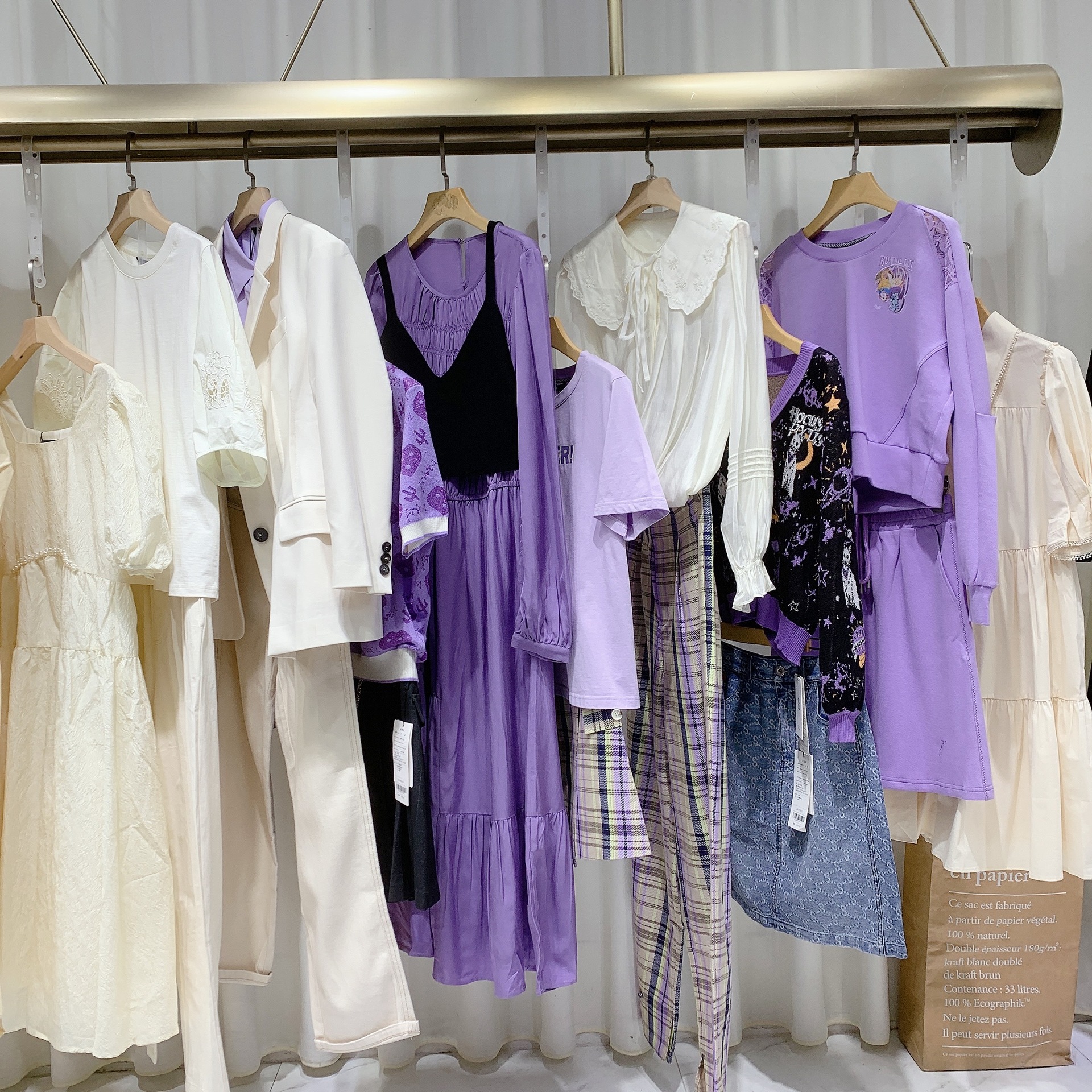 森马连衣裙品牌折扣女装批发香影杭州四季青专柜外贸尾货直播货源