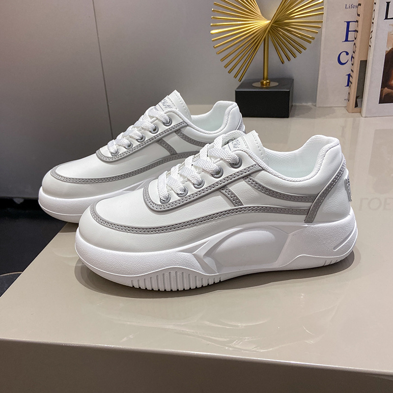 Ins Korean Style White Shoes Women's Fashionable 2023 Spring New Versatile Platform Platform Shoes Breathable Skate Shoes for Students K8617