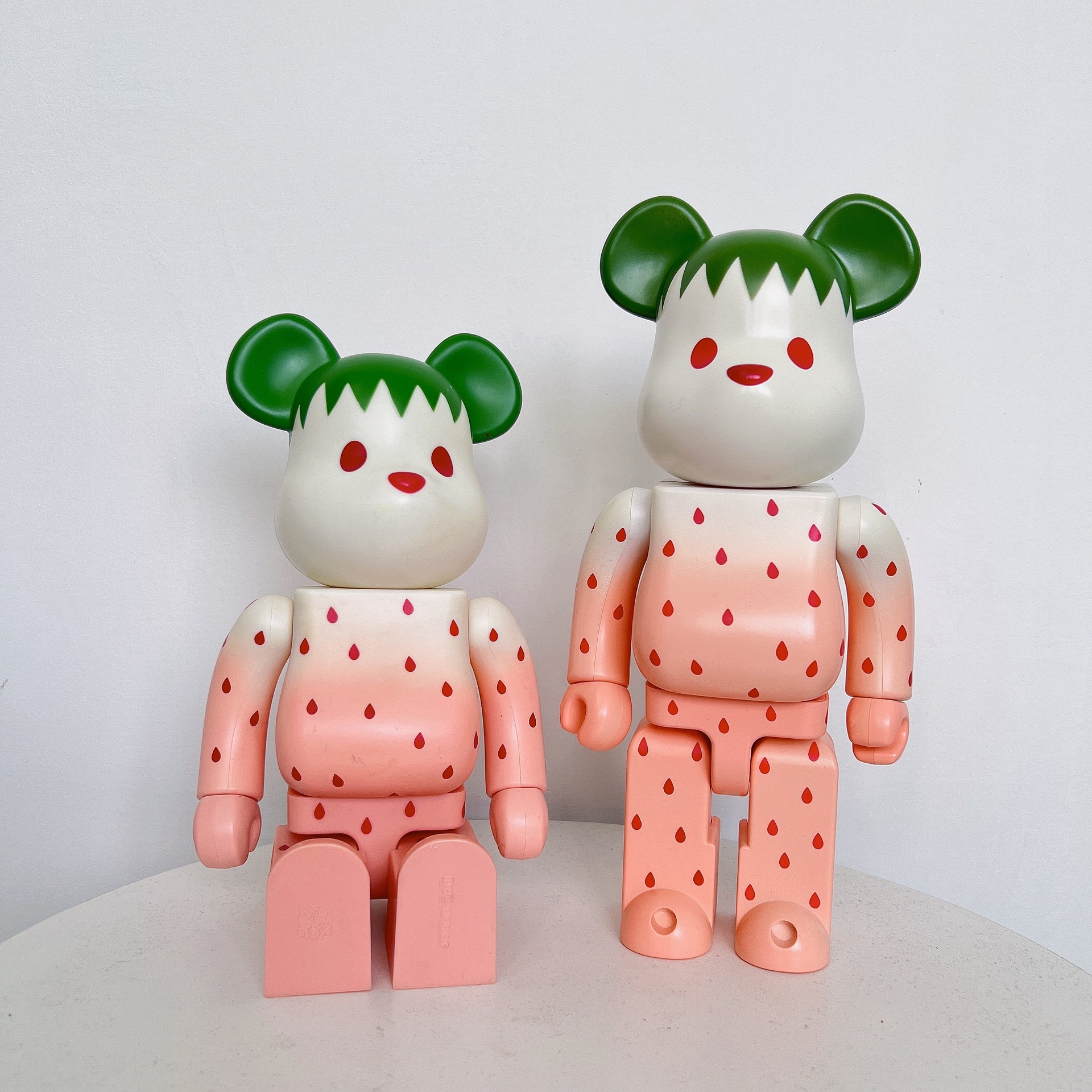 bearbrick × clot 水果系列牛奶草莓暴力熊亚克力盒摆件潮流公仔