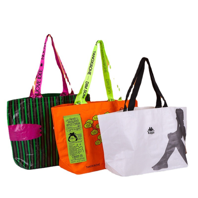 Creative Pp Film Knitted Hand Bag Cartoon Pattern Advertising Waterproof Snakeskin Shopping Bag with Printed Logo