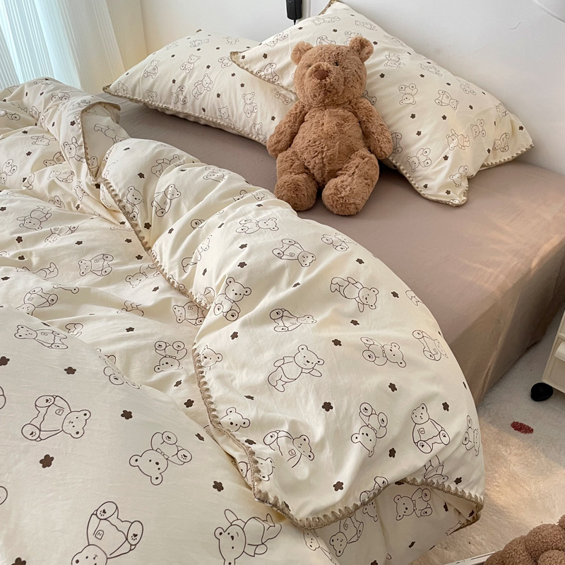 Bear ~ Ins Girl Heart Cute Cartoon Washed Cotton Shell Embroidered Triangle Needle Four-Piece Set 1.5 Bed Sheet Quilt Cover 1.8