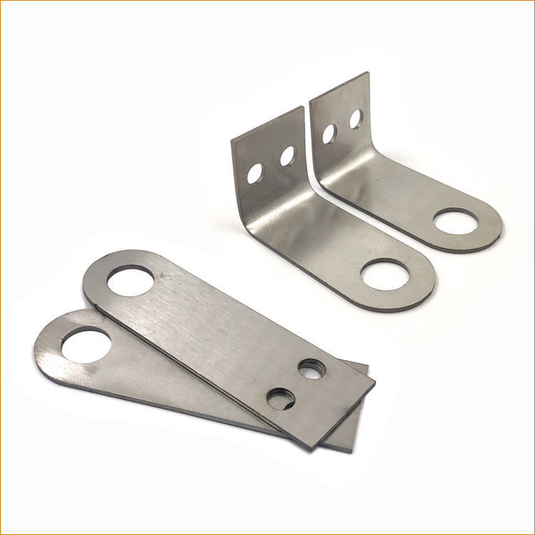 防撬门搭扣镀锌双铁片门达扣门鼻子暗装门扣锁扣直开挂锁钩锁