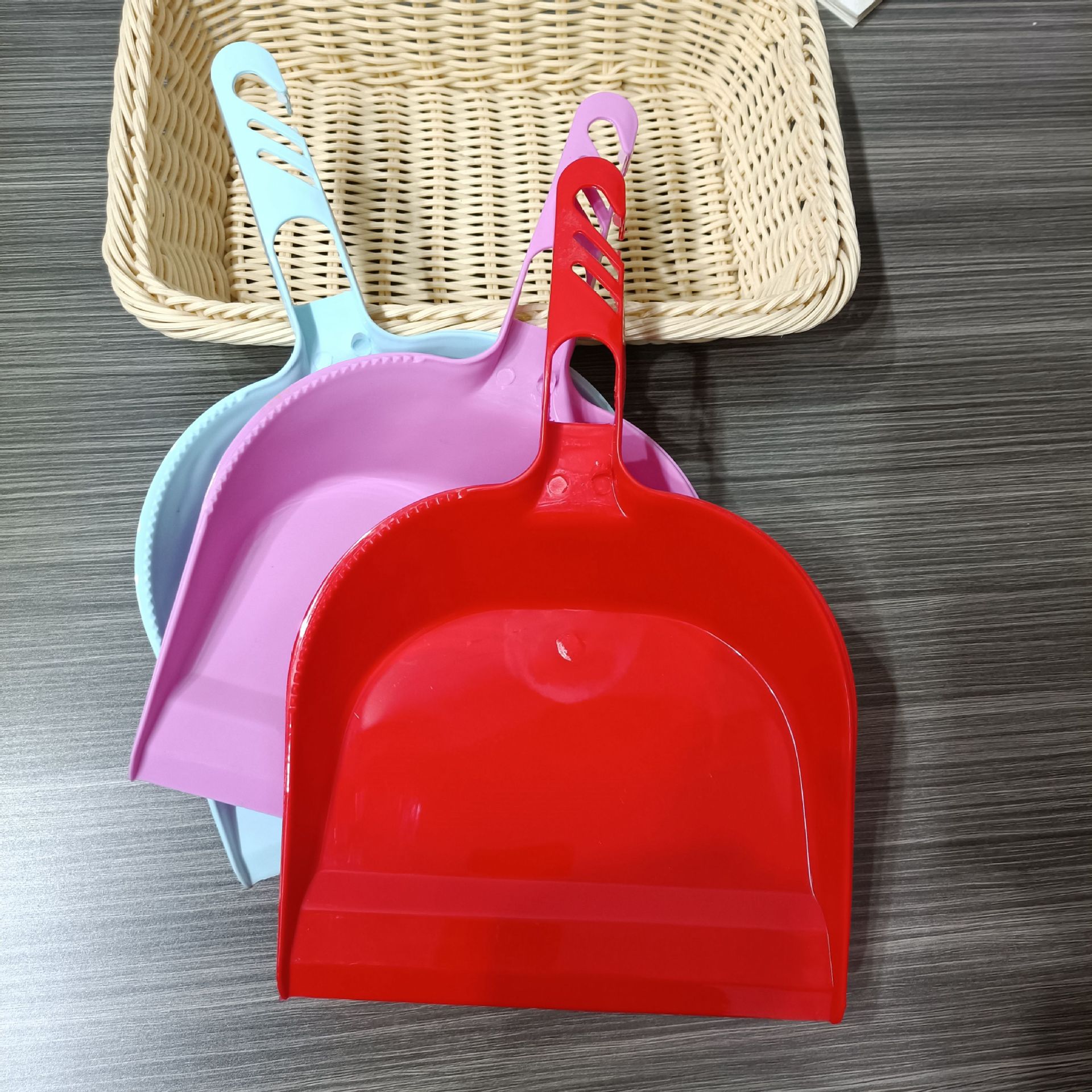 搓子簸箕搓垃圾扒斗家用垃圾矬子塑料矬子1元2元批发货源