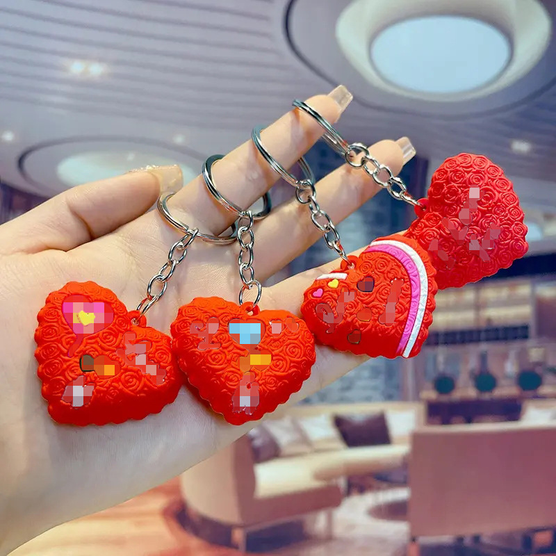 pvc滴塑创意玫瑰花纹理爱心挂件行李箱包挂件可制定盲盒3d玩具