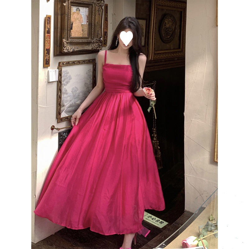 赫本风玫红色抹胸吊带连衣裙女夏季大理多巴胺三亚海边度假沙滩裙