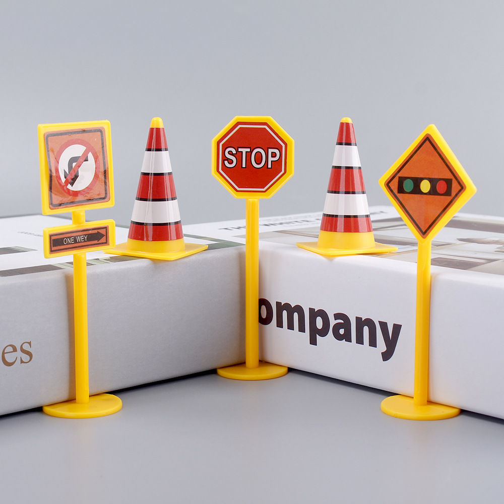 工程车路障玩具5件套 交通施工路标红绿灯指路牌蛋糕烘焙装饰摆件