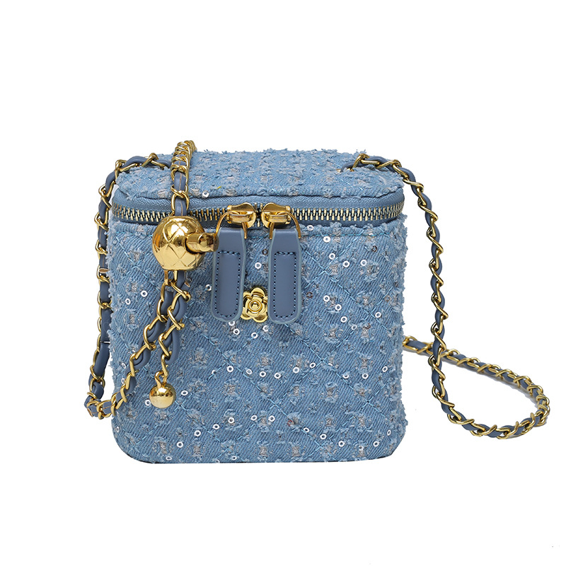 Denim Shoulder Bag Wholesale New Fashion Retro Blue Chain Messenger Bag Trendy Texture Western Style Commuter Box Bag