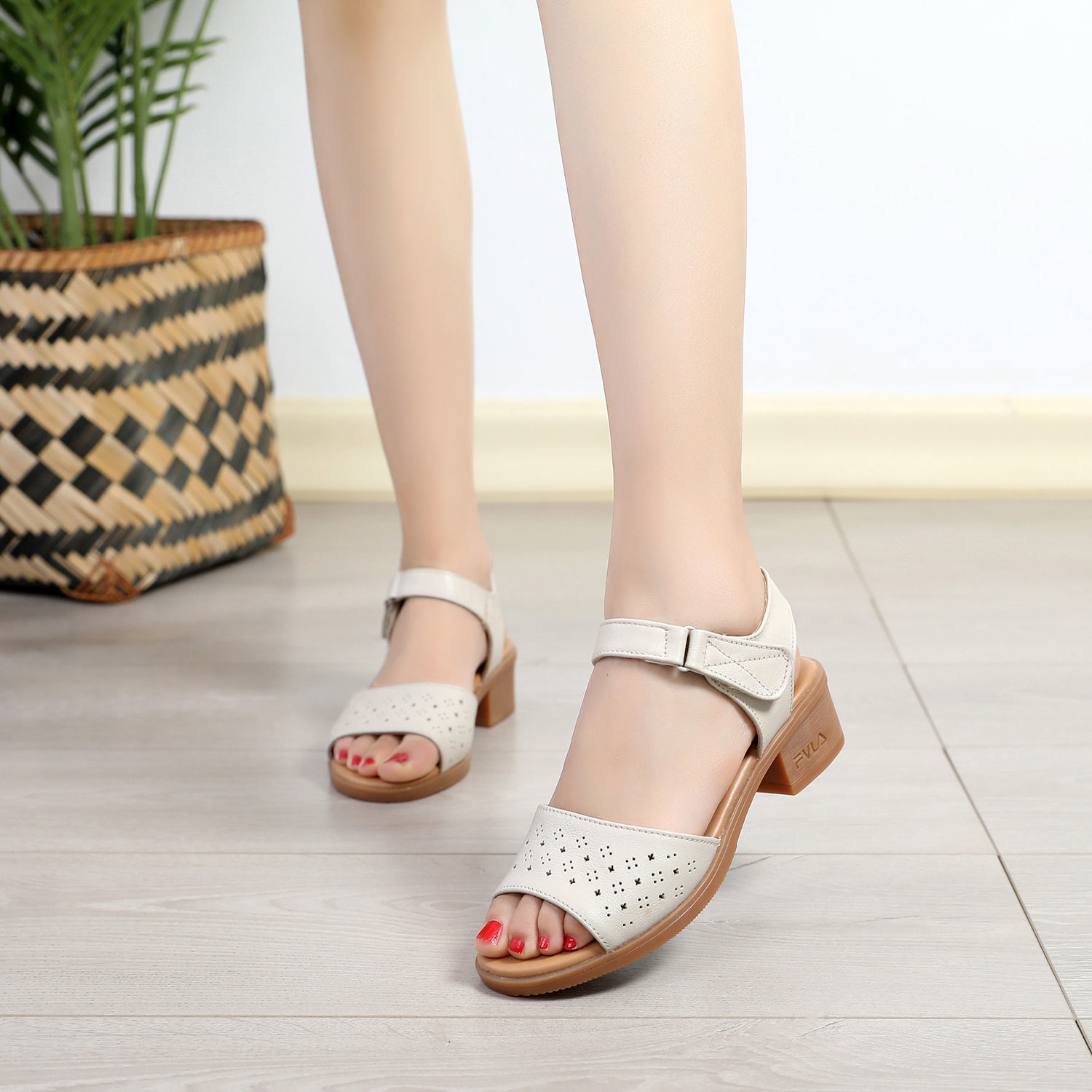 凉鞋女真皮一字-凉鞋女真皮一字厂家,品牌,图片,热帖-阿里巴巴