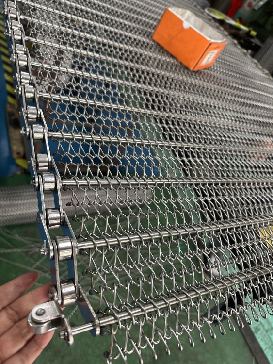 厂家供应不锈钢网带 304烘干机提升机输送带金属输送机不锈钢网带