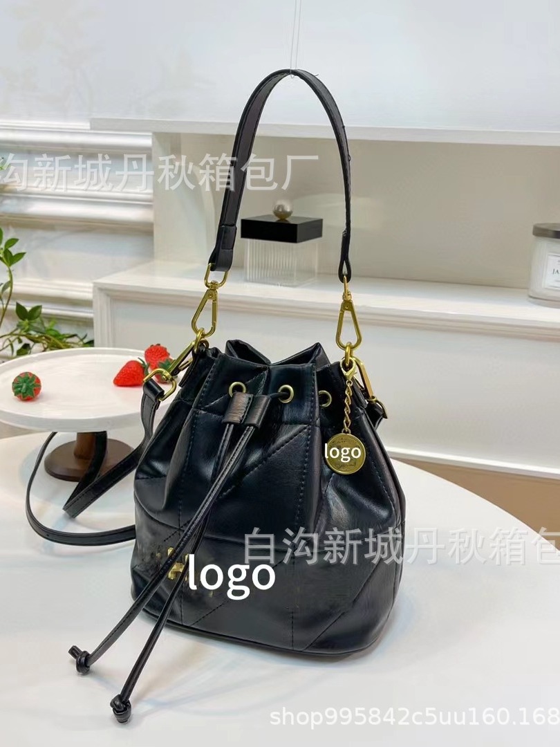 24 Cross-Border New Arrival Chanel's Style Women's Bag Fashion Embroidery Thread Rhombus Chain Bag Shoulder Crossbody Portable Bucket Bag Wholesale