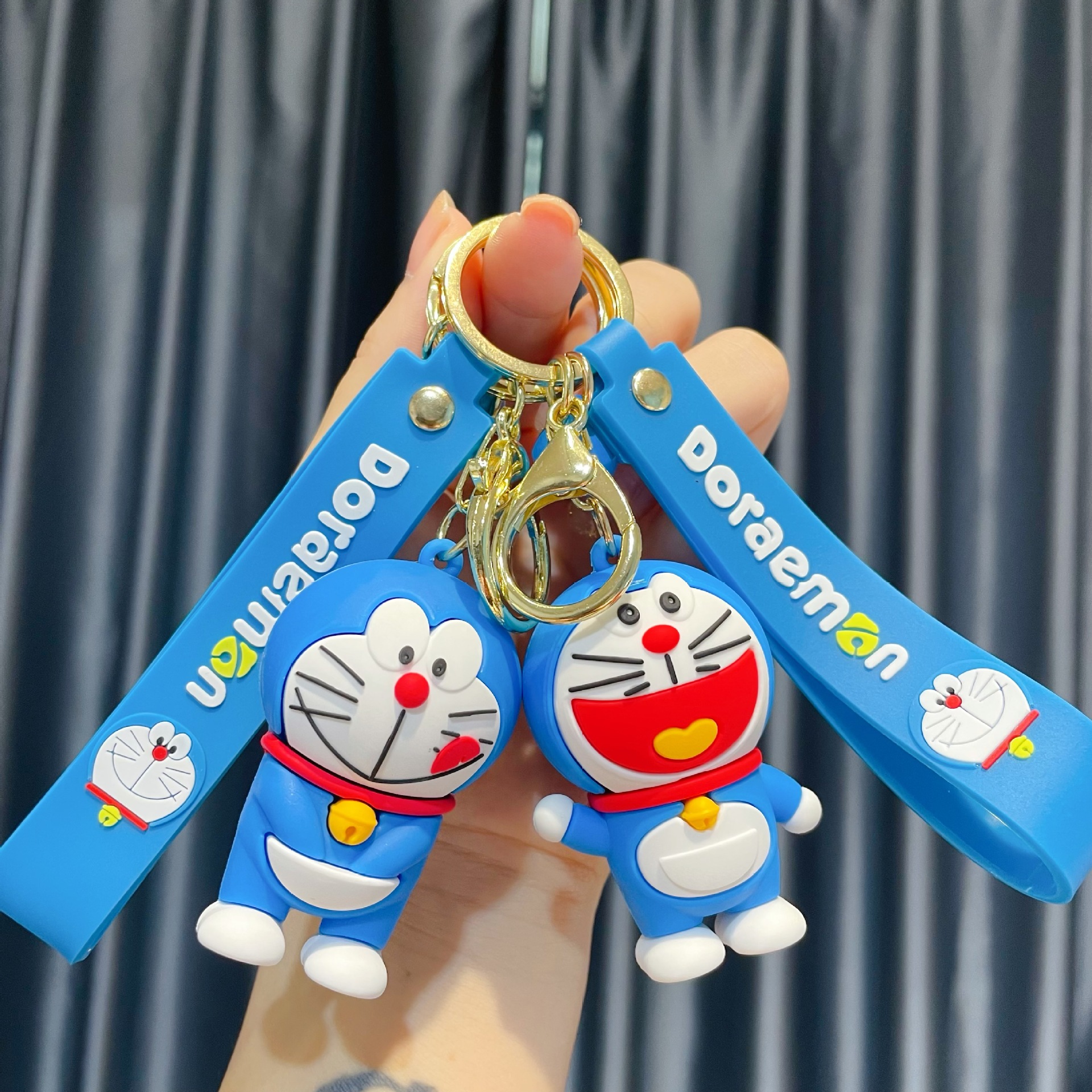 Looking Forward to New Cute Cartoon Keychain Doraemon Trendy Exquisite Creative Personality Doll Car Small Pendant